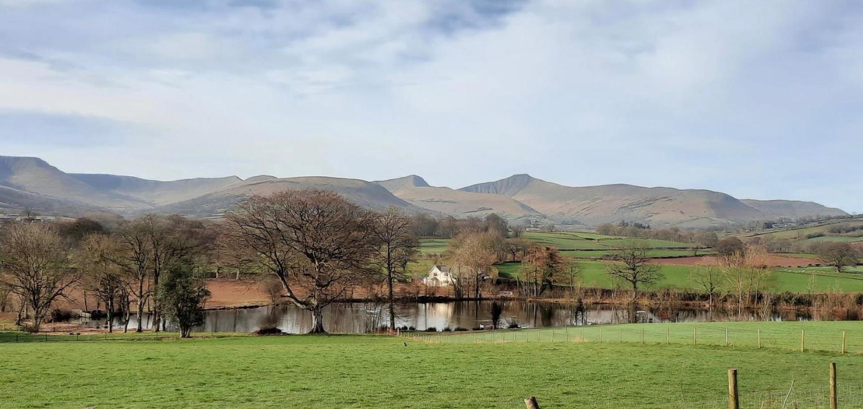 The Lodge Brecon B&B Dış mekan fotoğraf